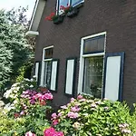 Bed and breakfast Aan De Limes In Maurik