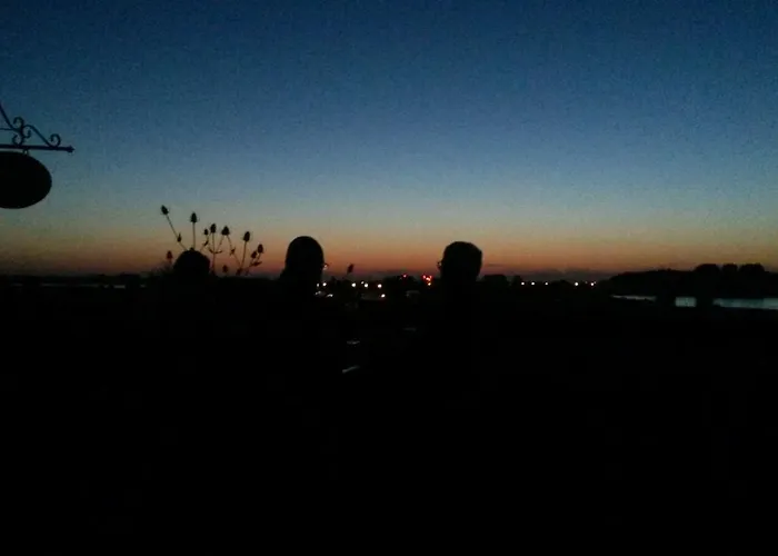 Aan De Limes In Oda ve Kahvaltı 3*